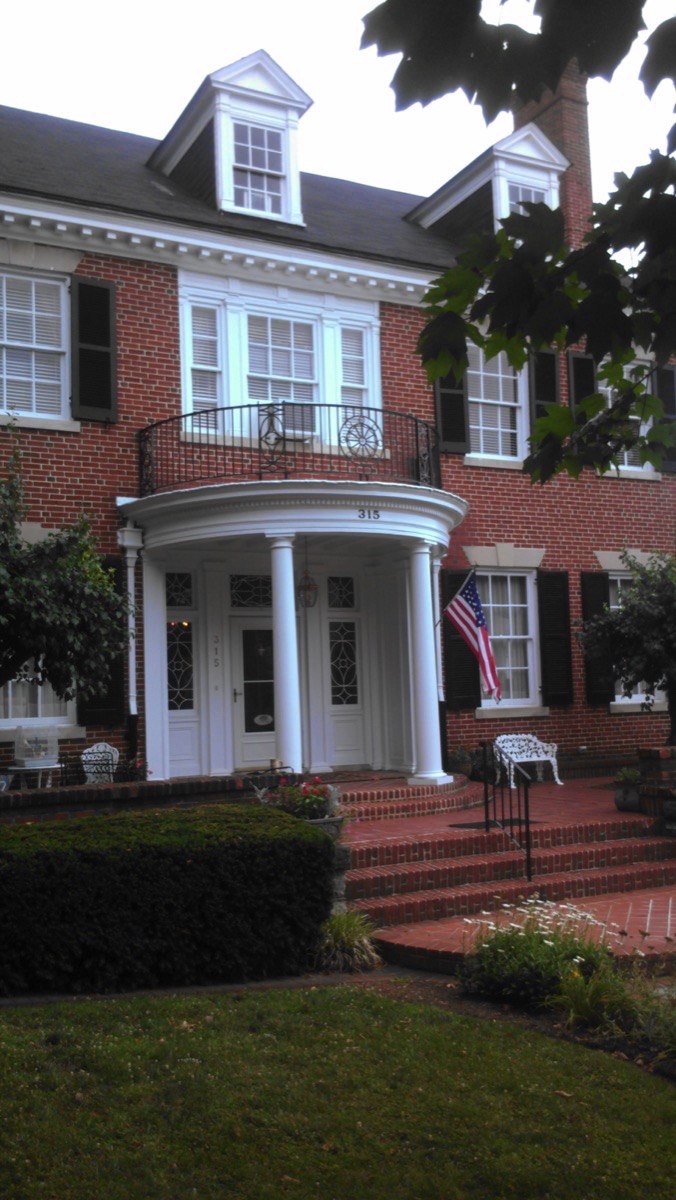 King George Inn - Blue Ridge Parkway