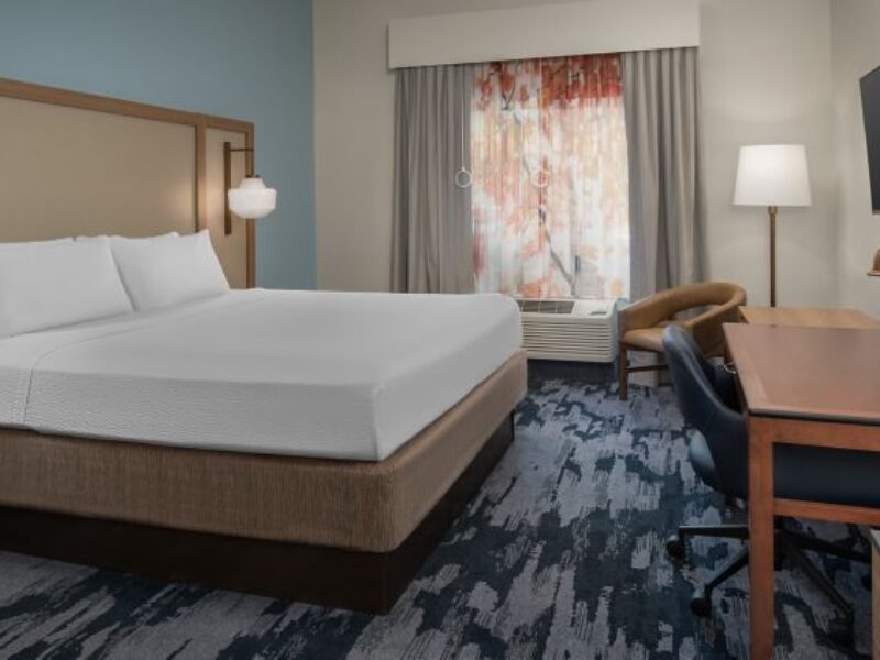 Fairfield Inn Suites Roanoke Hollins king